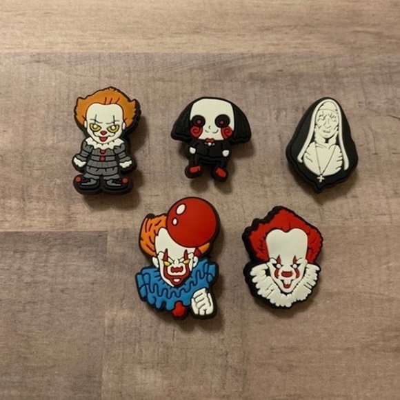 HORROR FILM CROC CHARMS 5pc HALLOWEEN - Picture 3 of 3